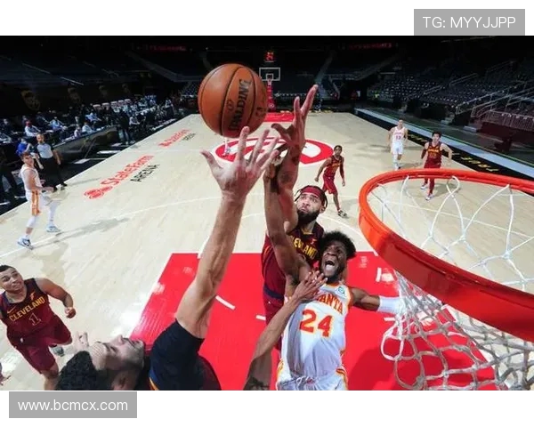 奇才与骑士激战正酣 两队拼搏争夺季后赛名额 你看好谁能笑到最后